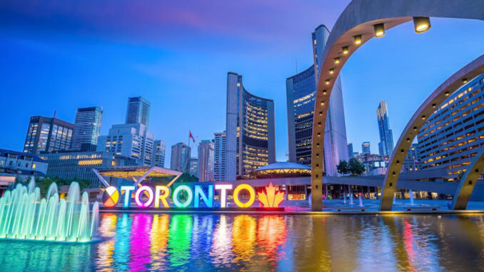 Toronto City Hall and Nathan Phillips Square